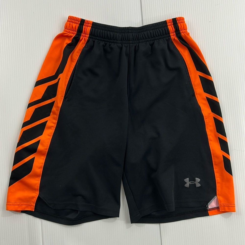 458. Under Armour kids Athletic Shorts in Black and Orange (YMD)